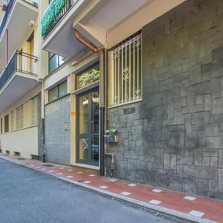 Lanterna House Genoa
